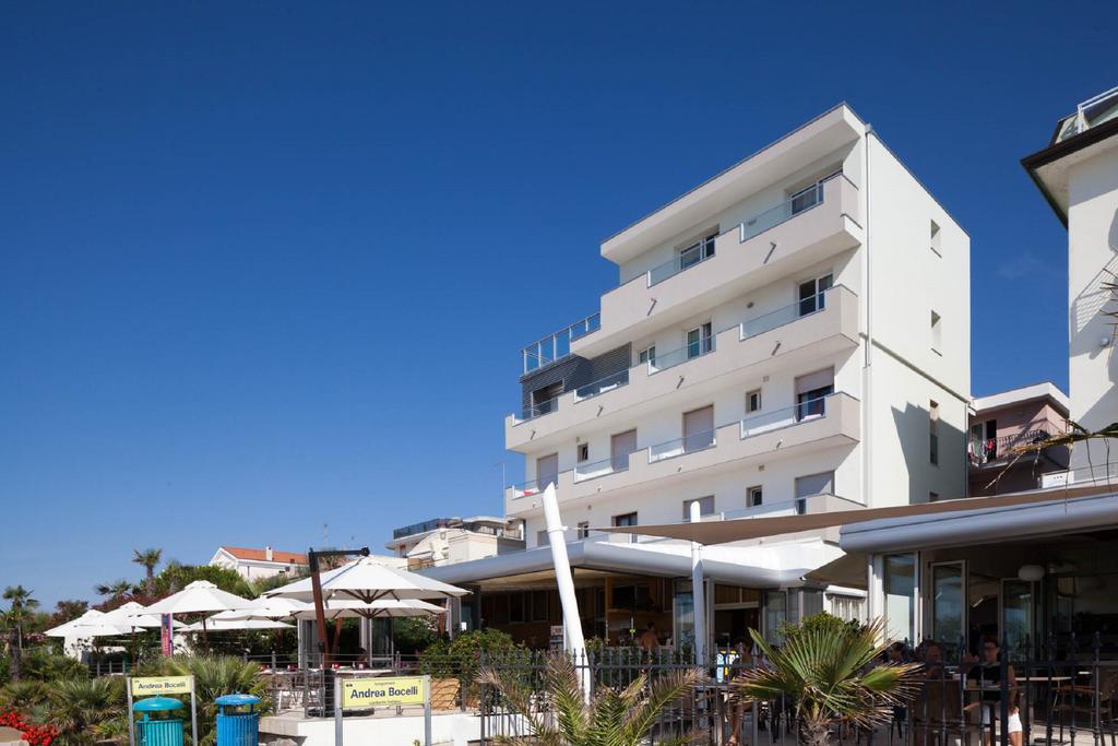 Hotel Columbia & Ninfea Lido di Jesolo Exterior foto